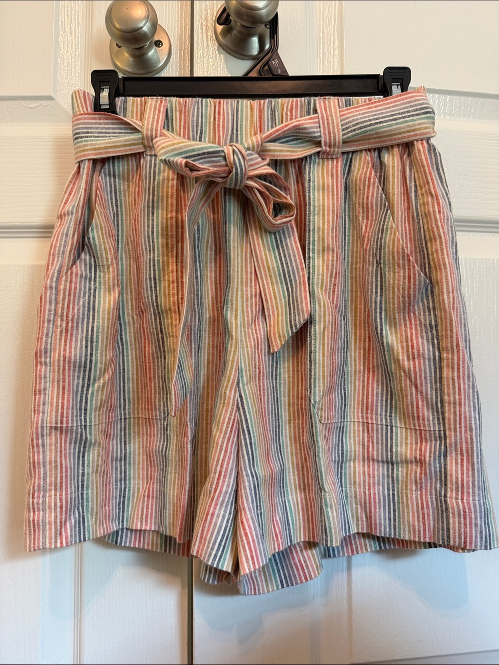 Marine Layer Karleigh Belted Shorts Rainbow stripe Size Medium